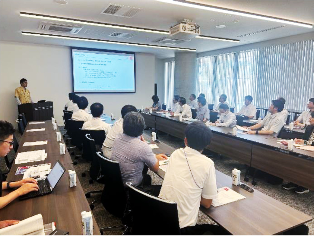 ローム・ワコー株式会社見学風景