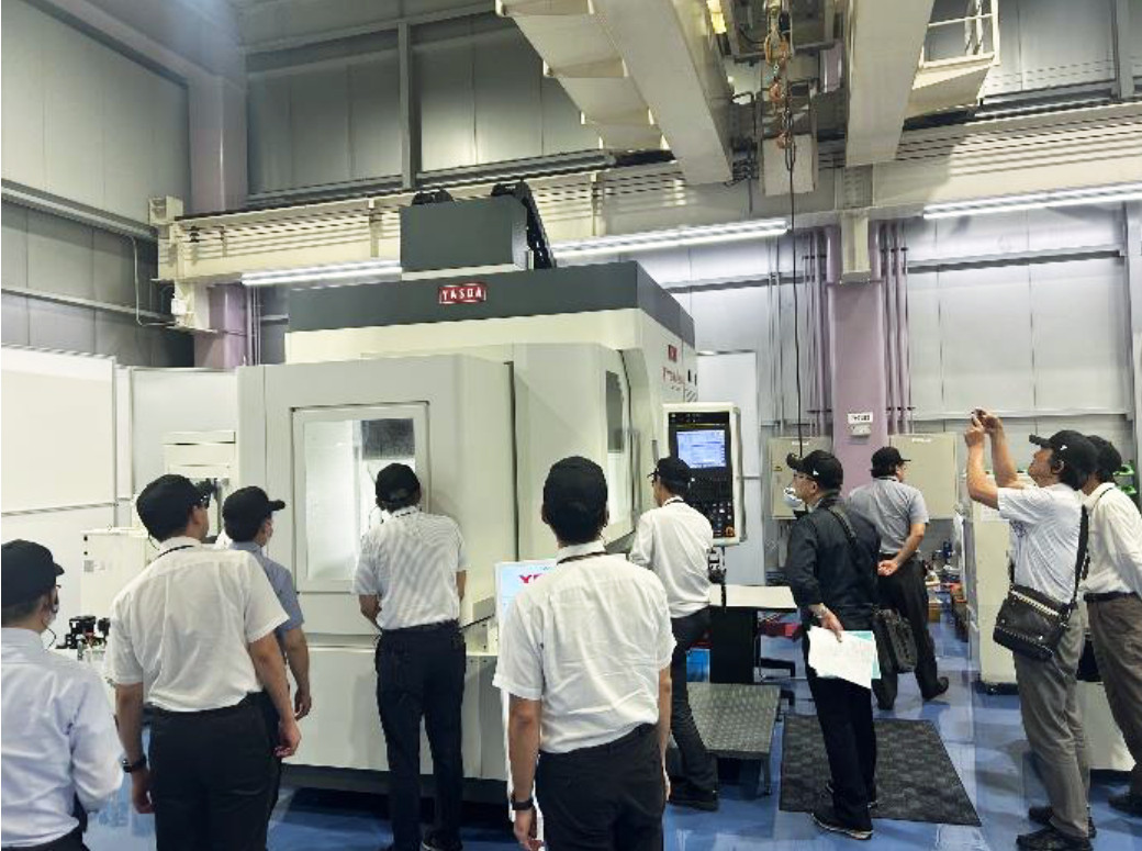 安田工業株式会社見学風景